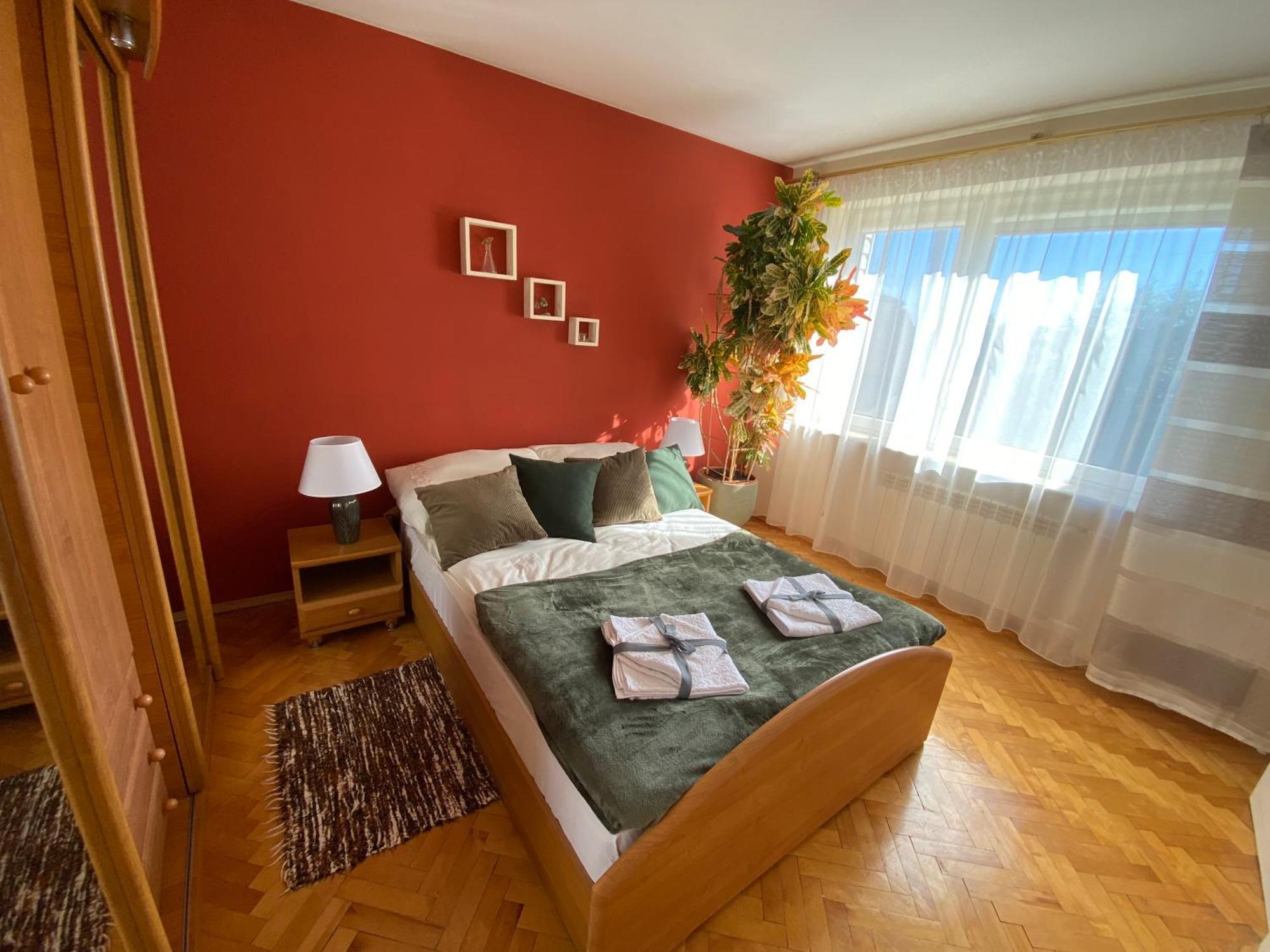 Vila Przytulny Dom Pod Jabloniami Przy Targach Kielce Exteriér fotografie